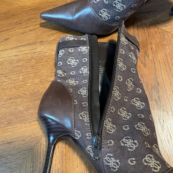 Y2K Guess Logo Brown Pointed Toe Stiletto Heel Ankle Boots | Size: 7.5M - Picture 6 of 12